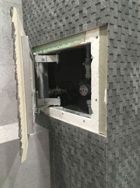 Люк под плитку Нажимной Секрет-Лайт 250*900 Люк под плитку Нажимной Секрет-Лайт 250*900