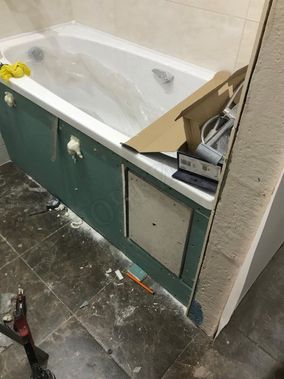 Люк под плитку Нажимной Секрет-Лайт 250*900 Люк под плитку Нажимной Секрет-Лайт 250*900